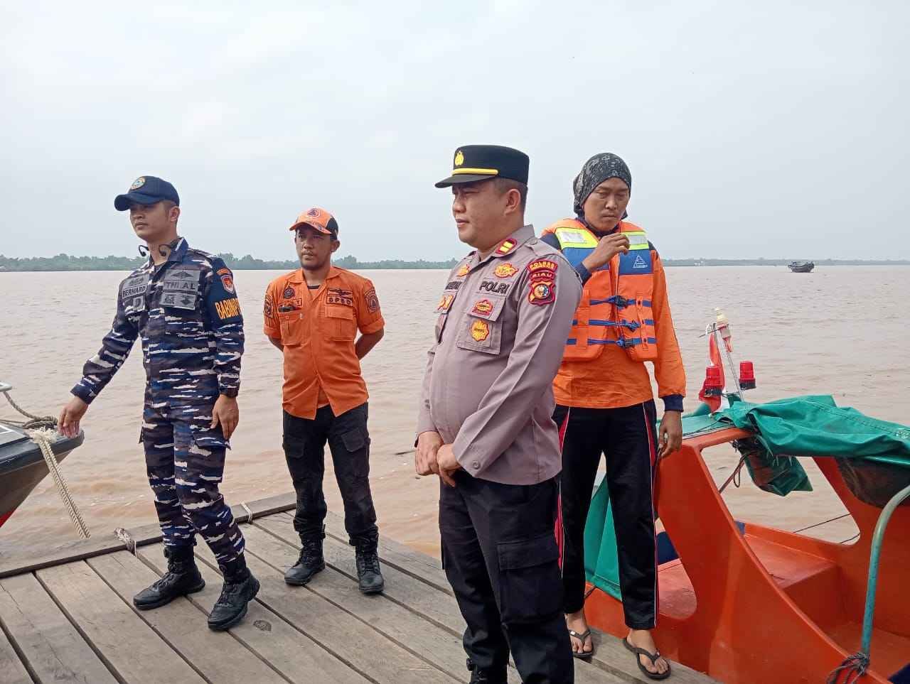 Anisa Diduga Bunuh Diri di Pelabuhan Korwil 1 Tembilahan