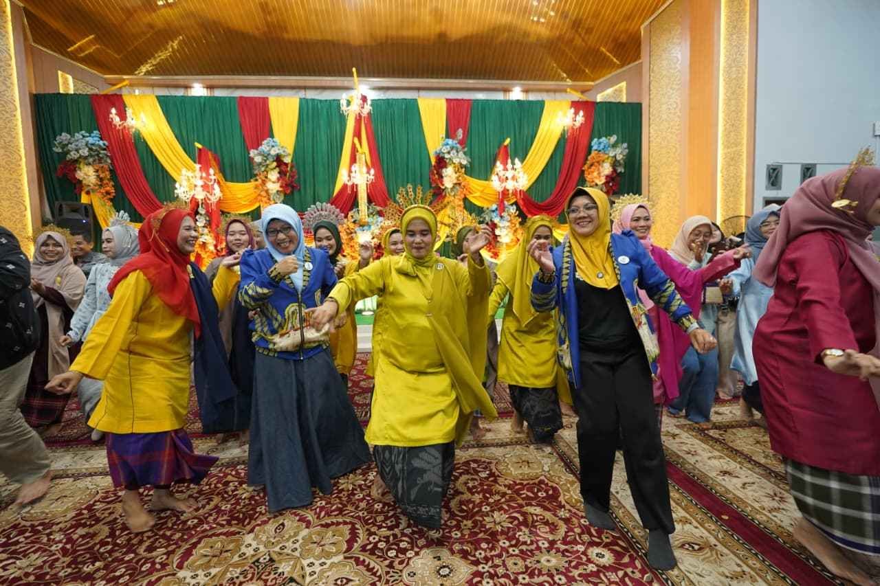 Afni, "Malam Pergelaran Seni dan Budaya  Bangun Karakter Pelajar". 