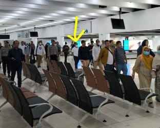Usai Terjaring OTT KPK, Gubernur Riau Abdul Wahid Diterbangkan ke Jakarta Hari Ini_Selasa 9.32 WIB  