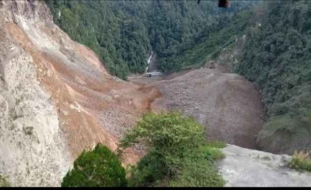 Dinding Bukit PLTA si Pakkat Longsor, Bahaya Mengerikan Kembali Mengancam