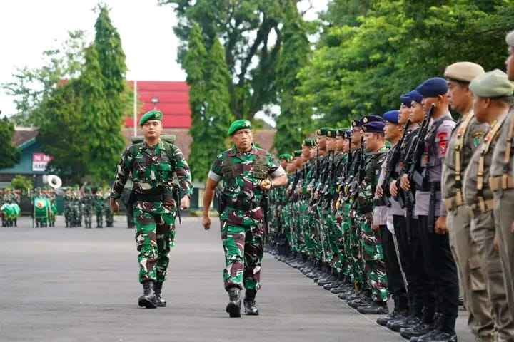 ‎Pangdivif 2 Kostrad Pimpin Upacara Gerak Jalan Tonting Yudha Wastu Pramuka Jaya Tahun 2025